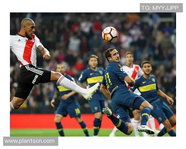 足球明星转型模特的精彩瞬间揭秘与背后故事分析